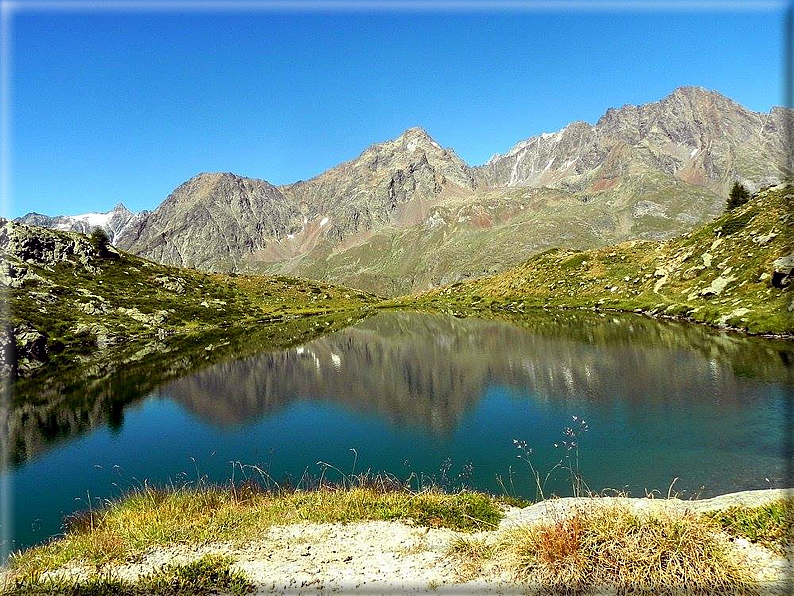 foto Laghi di Livournea e di Place Moulin